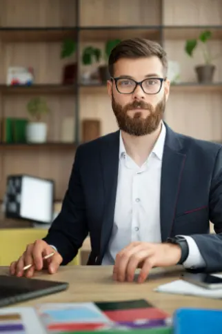 About Us 3 Project Manager